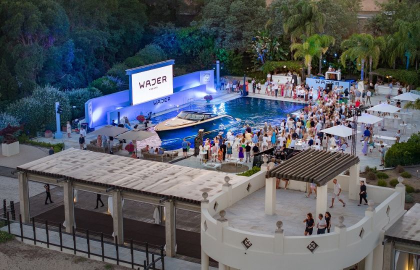 Gouden+Giraffe+Event+Awards+2024%3A+Wajer+Reveal+Model+44+in+St+Tropez